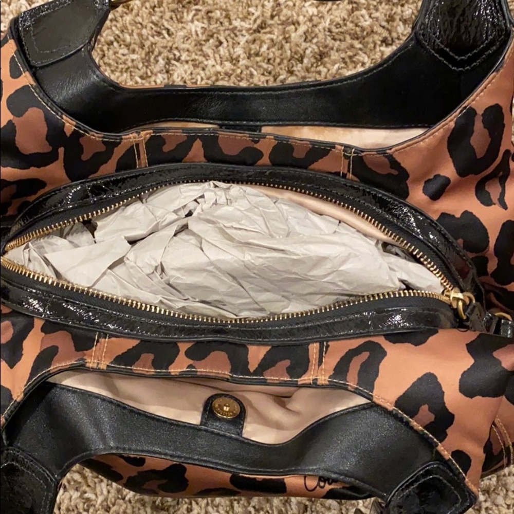 Coach leopard purse - Picture 3 of 7